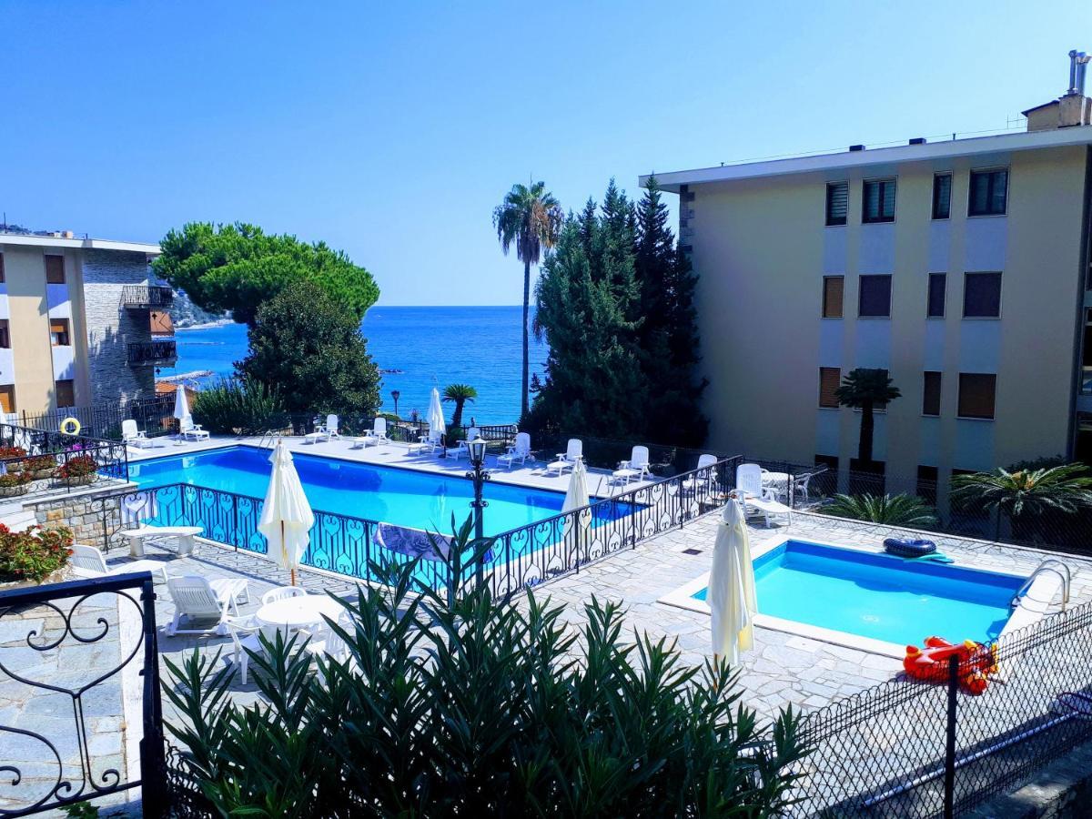 Rifugio Societa Semplice Apartment Ospedaletti Exterior foto